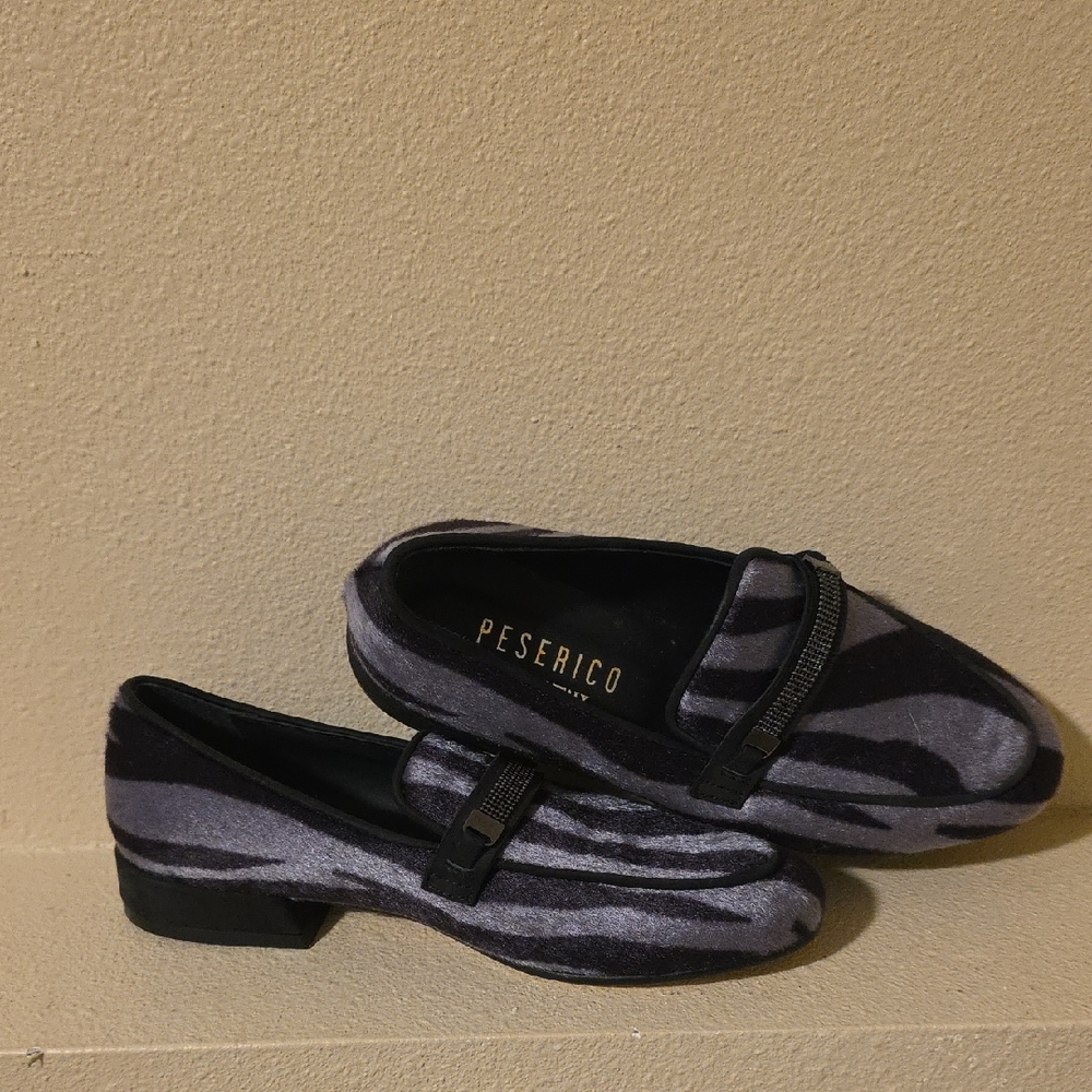 Peserico Women's Zebra Patterned Loafers
